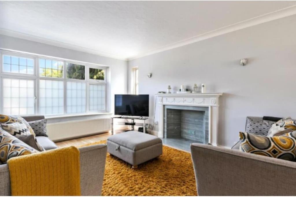Large Family Home Near Richmond Park New Malden Zewnętrze zdjęcie