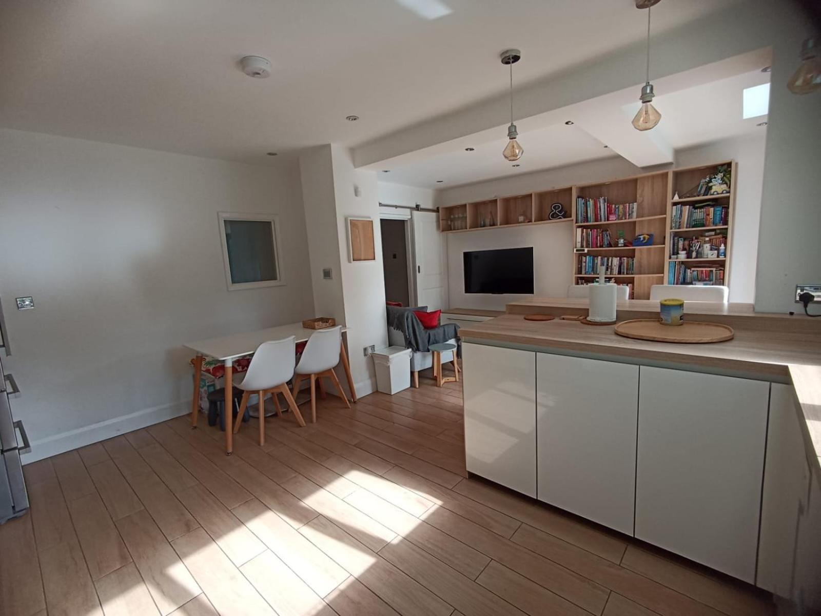 Large Family Home Near Richmond Park New Malden Zewnętrze zdjęcie