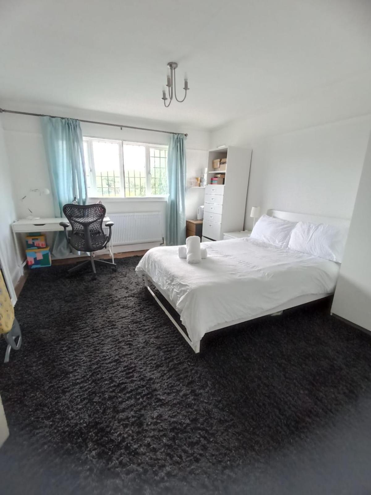 Large Family Home Near Richmond Park New Malden Zewnętrze zdjęcie