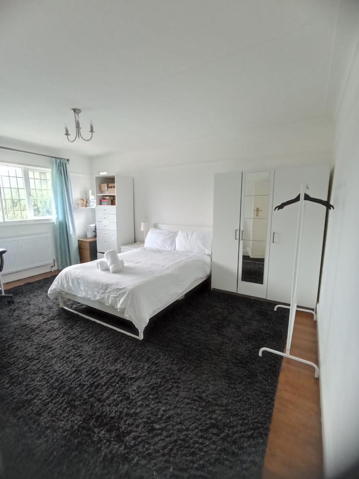 Large Family Home Near Richmond Park New Malden Zewnętrze zdjęcie